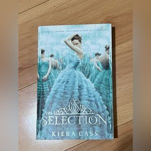 The Selection - Kiera Cass